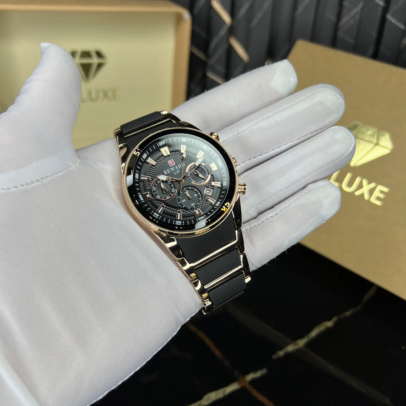 Reloj REWARD VIP Chrono Acero Oro-Negro